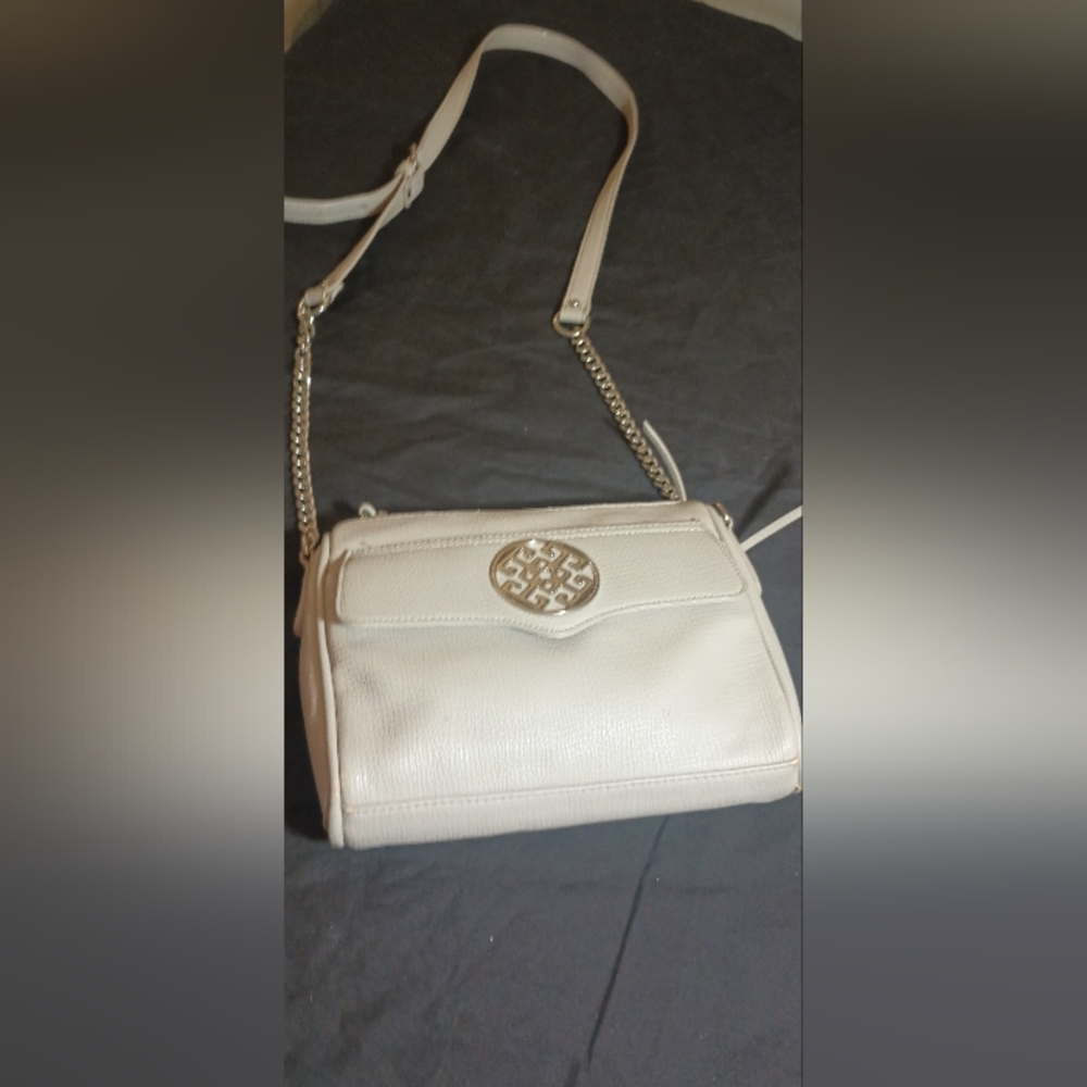 Crossbody purse